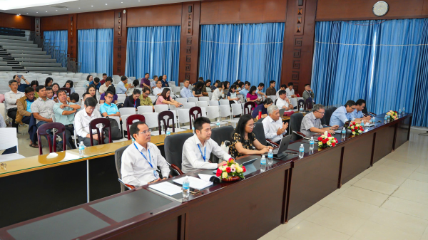 Hội nghị "Định hướng và chiến lược phát triển Trường Thủy sản và Khoa học sự sống giai đoạn 2026-2030" 