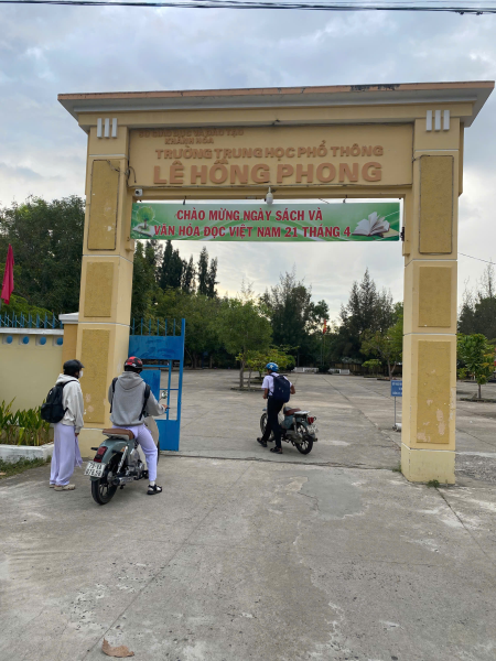 LAN TỎA KHÁT VỌNG NGÀNH NGHỀ THỦY SẢN ĐẾN HỌC SINH THPT VẠN NINH