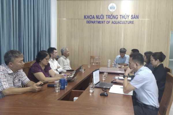 Trường Thủy sản và Khoa học sự sống ký kết hợp tác với Công ty TNHH TM - SX Phương Phương Group Việt Nam